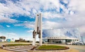 Региональный модельный центр БУ ВО «Сургутский государственный университет» в 2023 году продолжает реализацию дополнительных общеобразовательных программах для учащихся 8-10 классов.